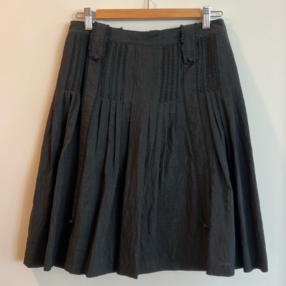 Young Essence Skirt
